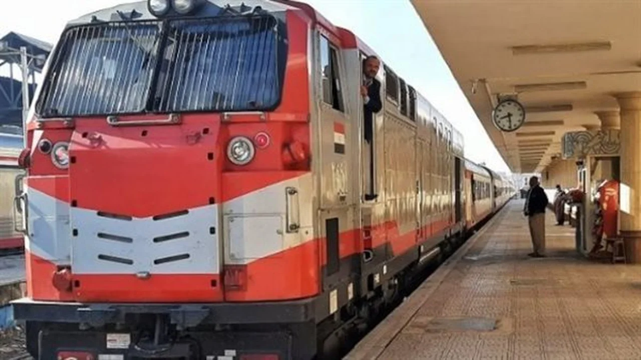 خطوات الحجز.. تفعيل تذاكر القطار المخصوص الجديد عبر المحطات الرئيسية للركاب